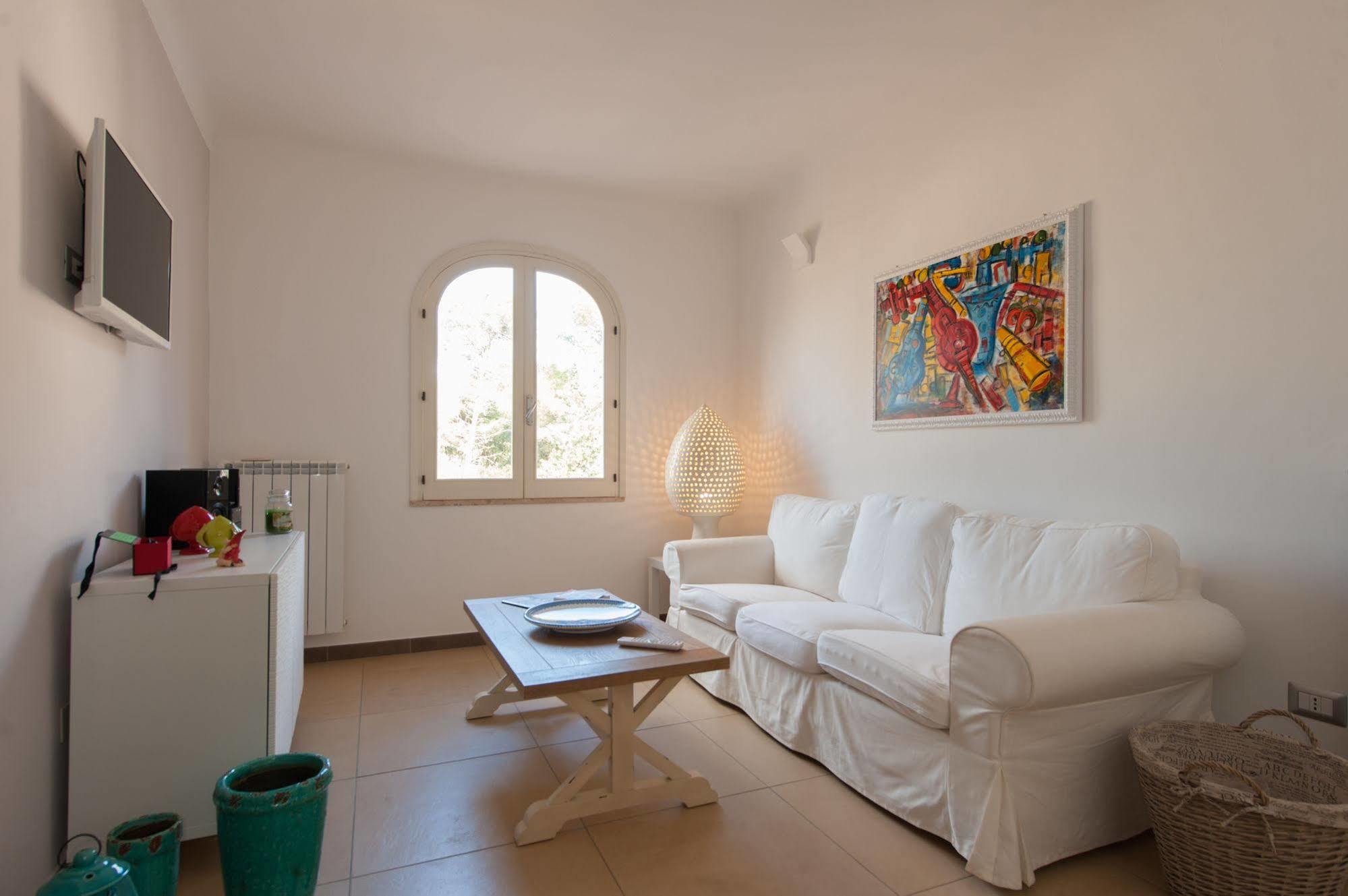 Tenuta Cardinale Bed & Breakfast *